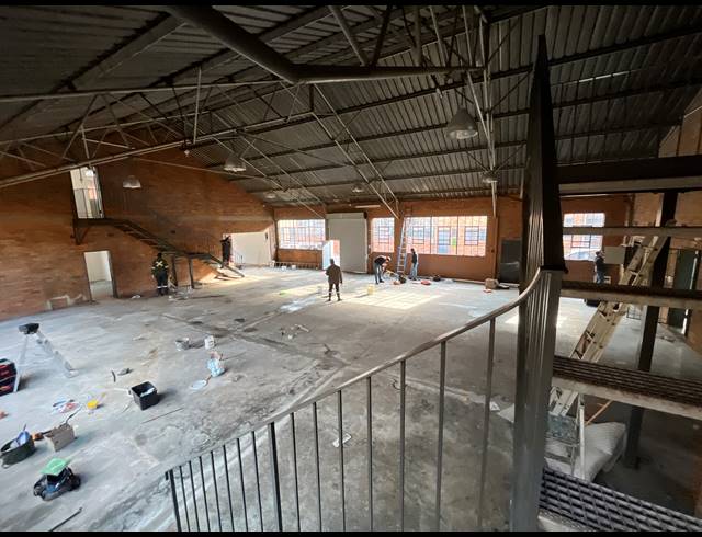 619M² WAREHOUSE TO LET IN EASTLEIGH
